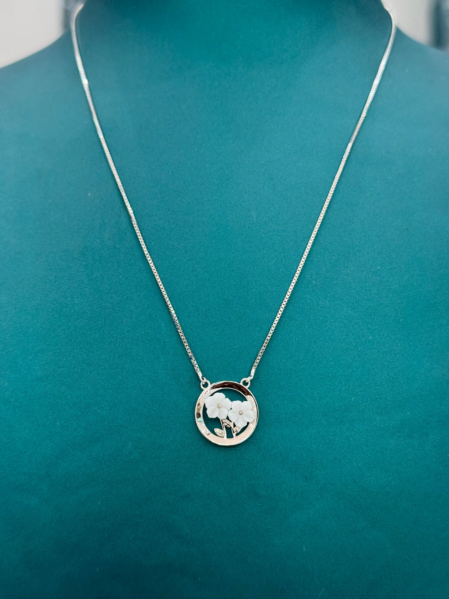 Floral Circle Necklace