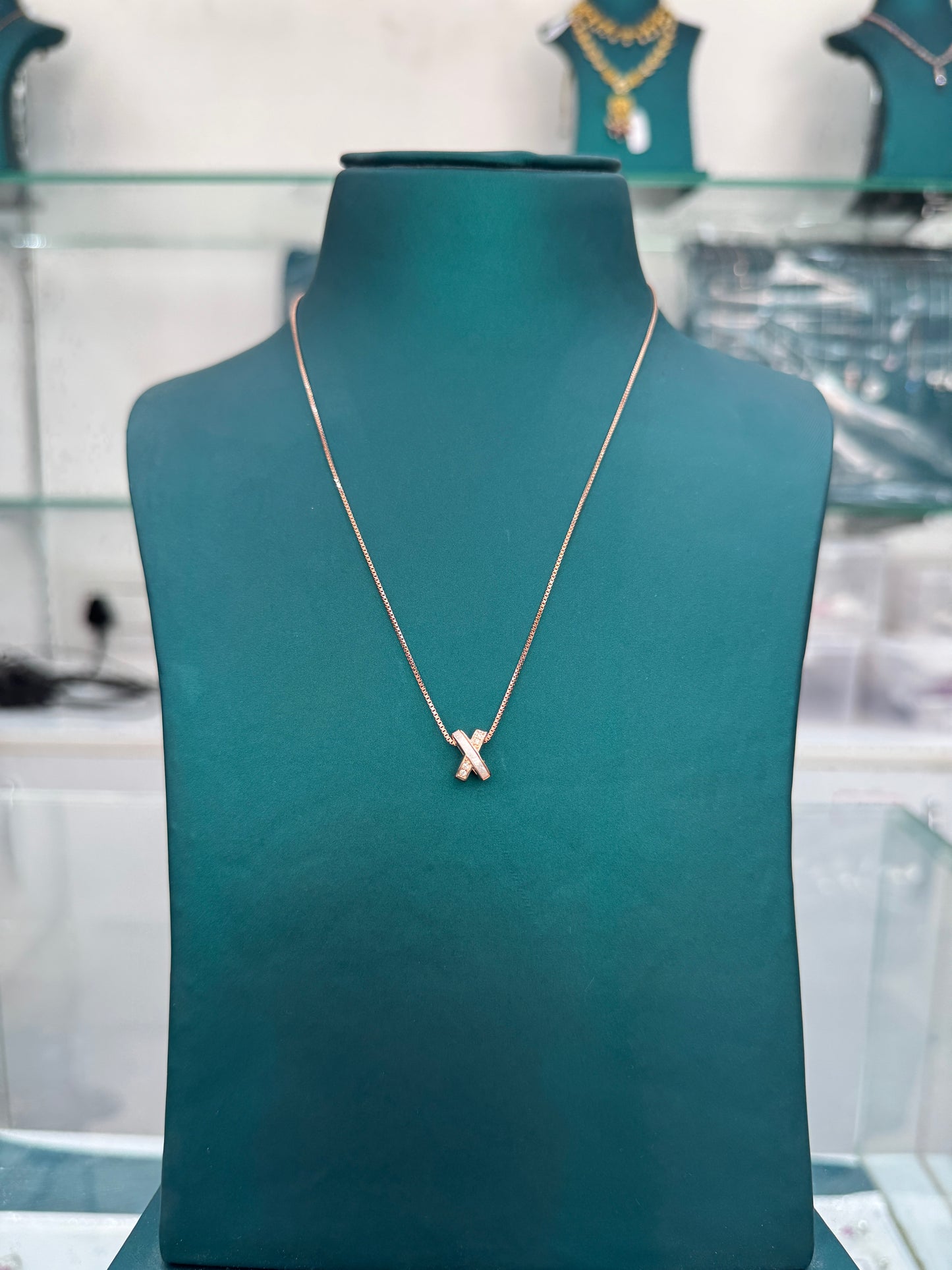 Elegant X-Shaped Necklace