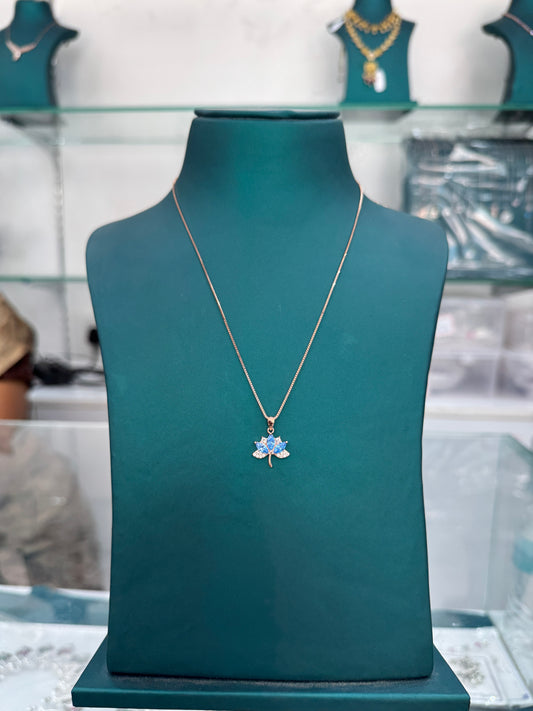Elegant Maple Leaf Necklace*
